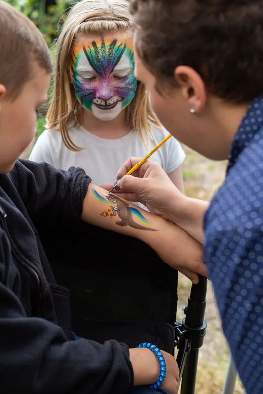 Oakland Face Painter